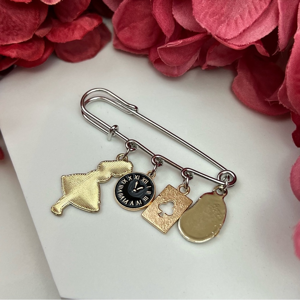 Alice in Wonderland Black & Silver Lapel Pin Brooch - Picture 10 of 14